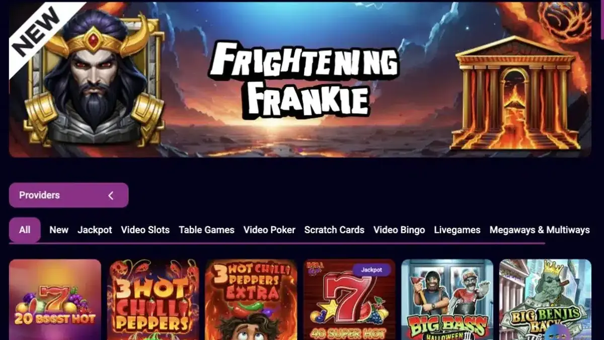 Universal Slots Casino Lobby mit Spielkategorien und Automatenspielen